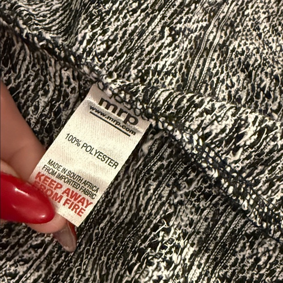 Patterned Gray Open-Front Sweater - Picture 12 of 12